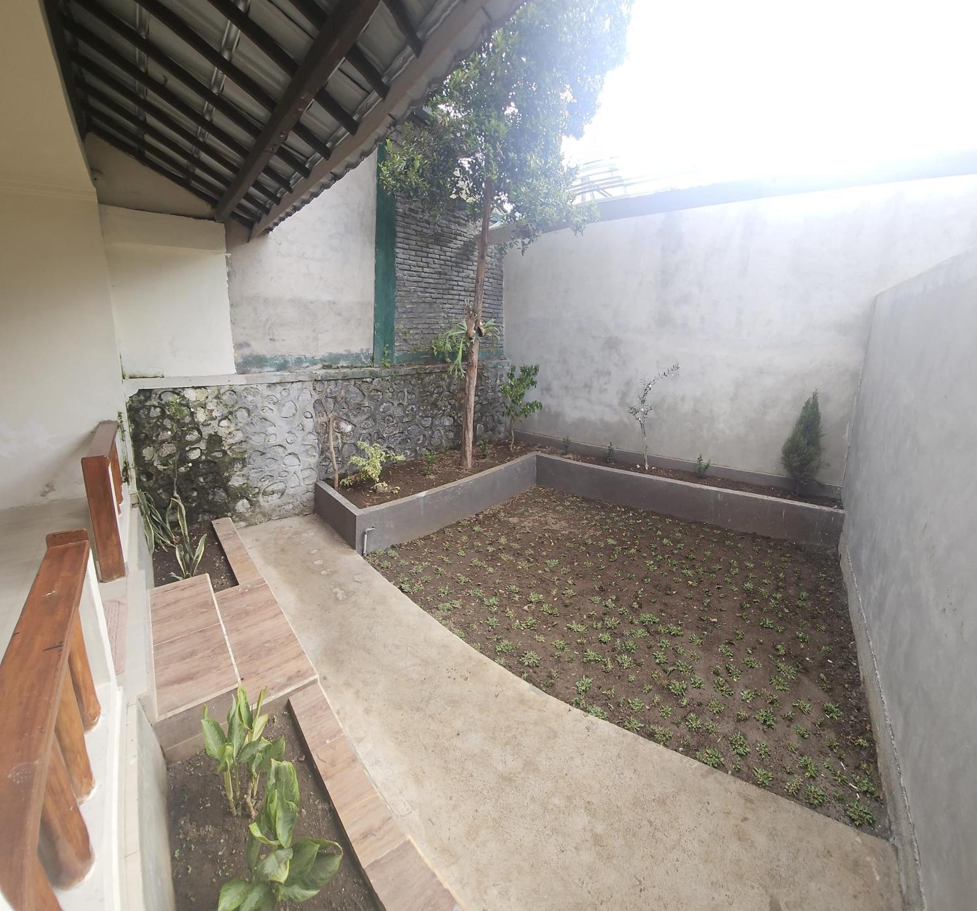 Rinjani Trekking Center Hotell Senaru Eksteriør bilde